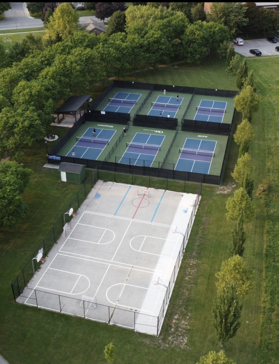 Pickleball Courts